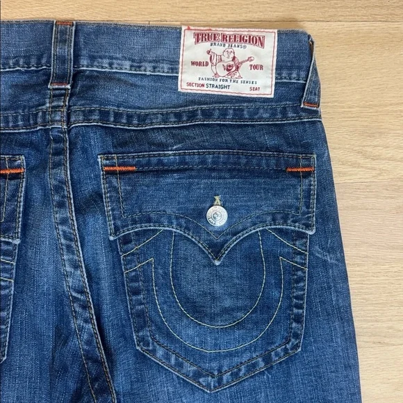 True Religion Men’s Straight Leg Jeans Dark Wash Classic Stitching 36 Inseam 31” - Picture 5 of 10